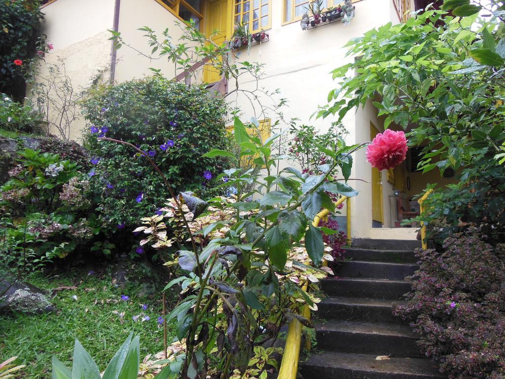 Rosa Amarela Hotel Sao Pedro da Serra  Esterno foto